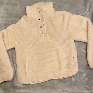 fleece sweatshirt with snap buttons